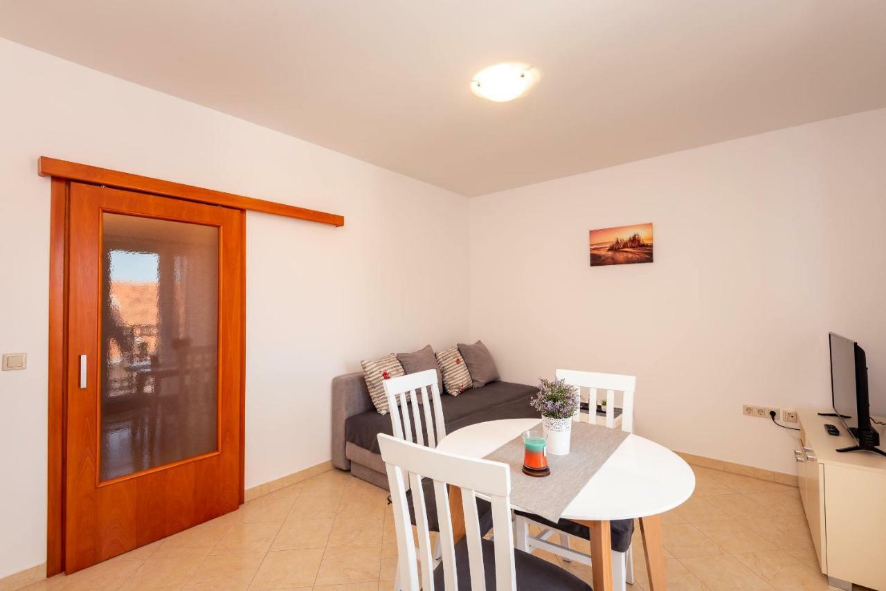 Apartmani Marina Klek Dış mekan fotoğraf