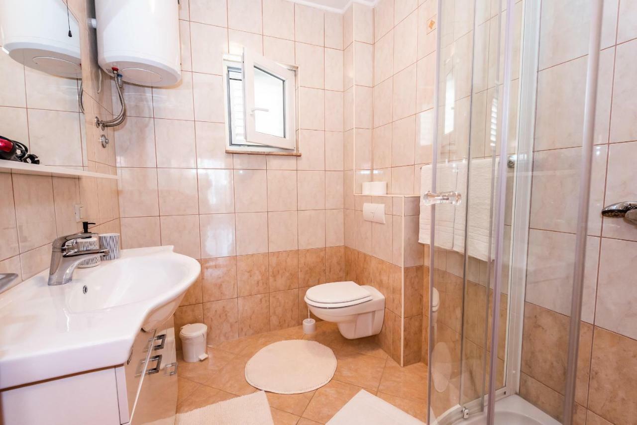 Apartmani Marina Klek Dış mekan fotoğraf