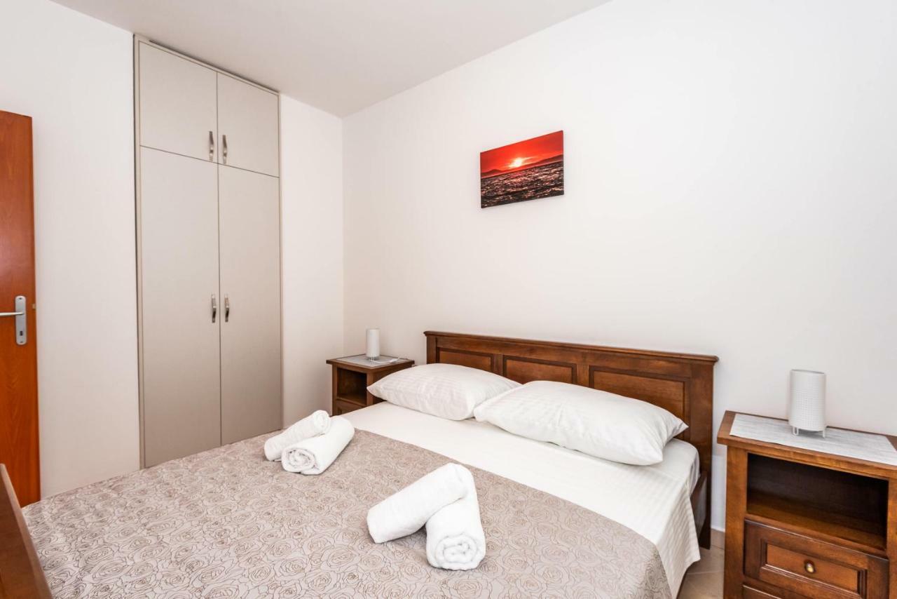 Apartmani Marina Klek Dış mekan fotoğraf