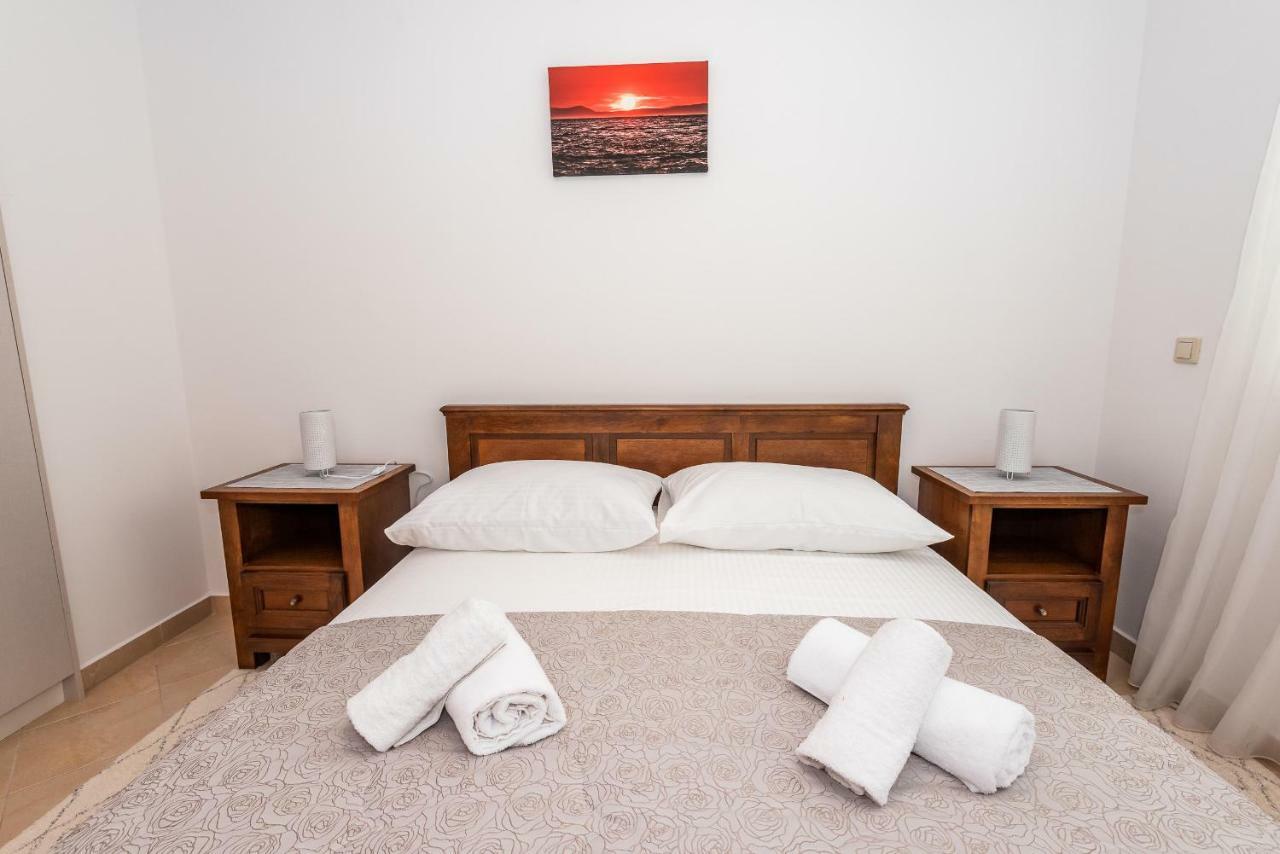Apartmani Marina Klek Dış mekan fotoğraf