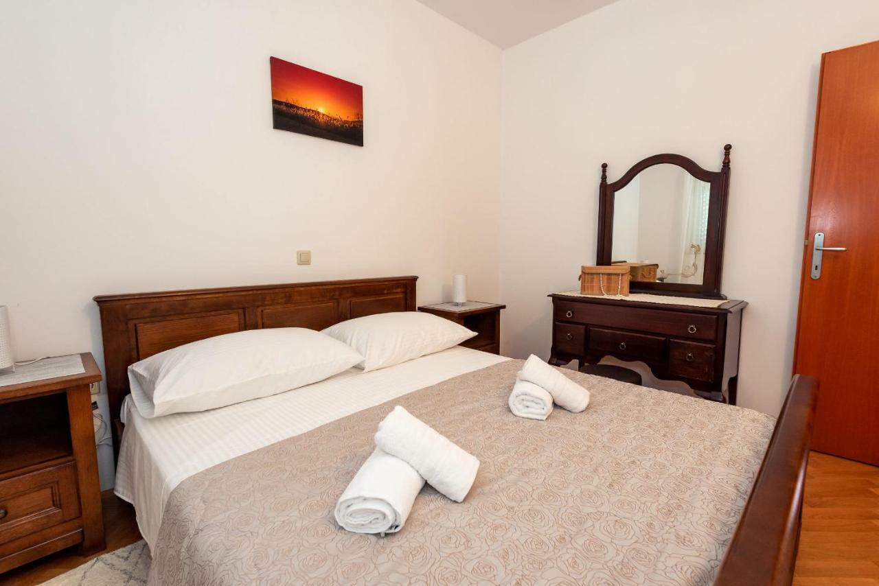 Apartmani Marina Klek Dış mekan fotoğraf