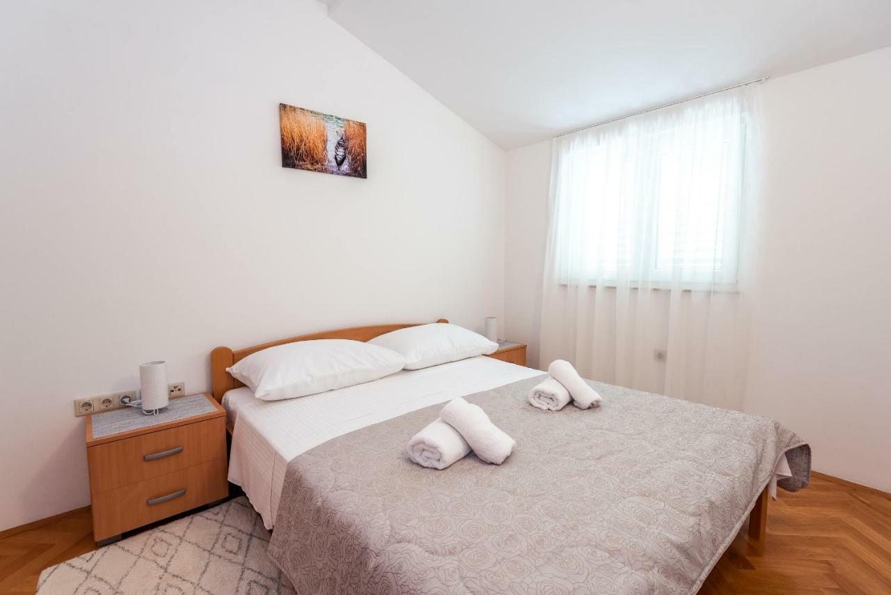 Apartmani Marina Klek Dış mekan fotoğraf
